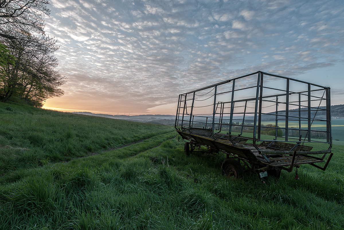 Sonnenaufgang über dem Hönnetal