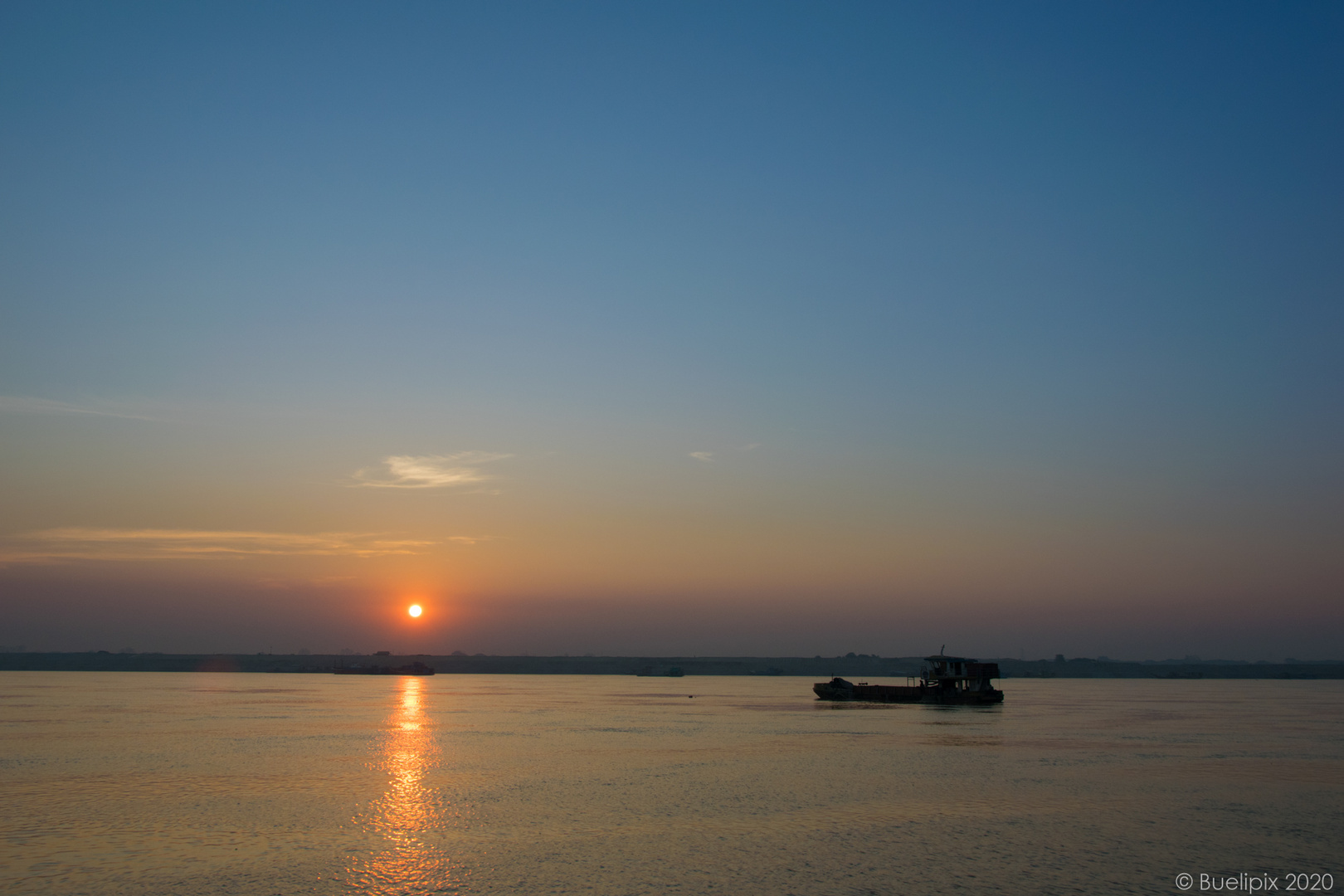 Sonnenaufgang über dem Irrawaddy