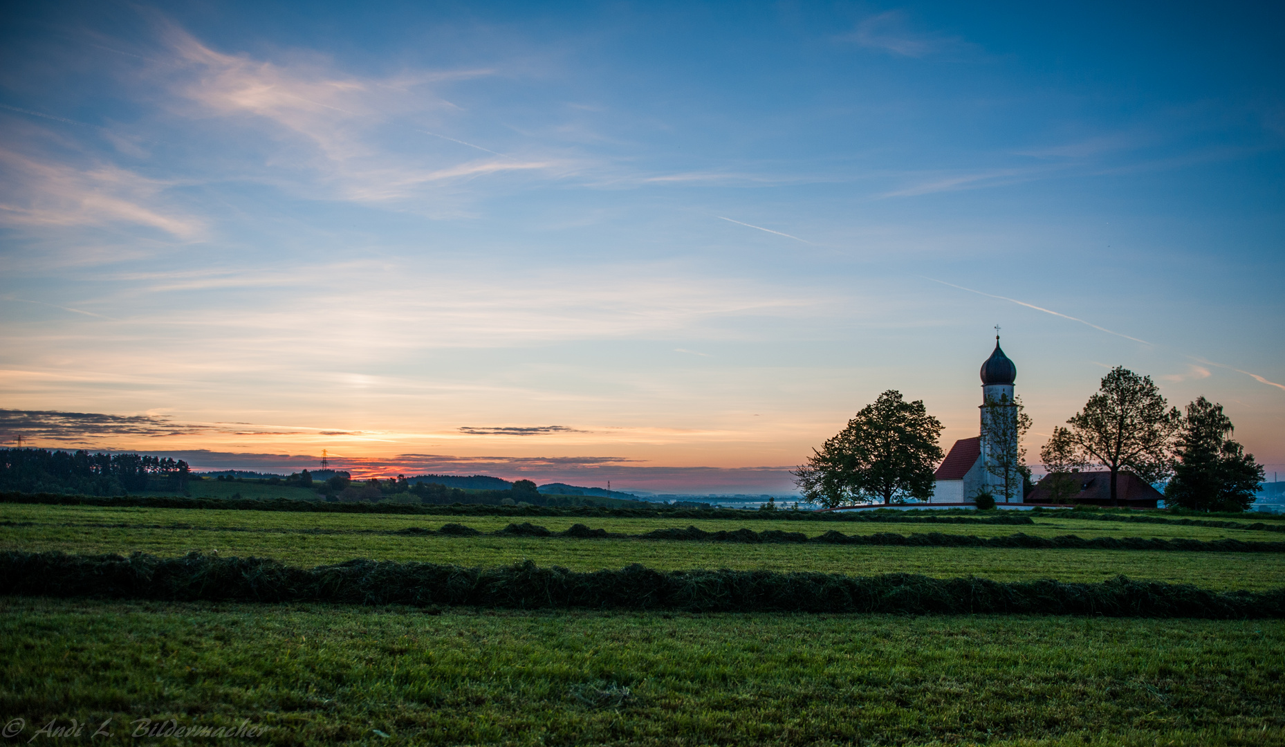 Sonnenaufgang über dem Isartal 