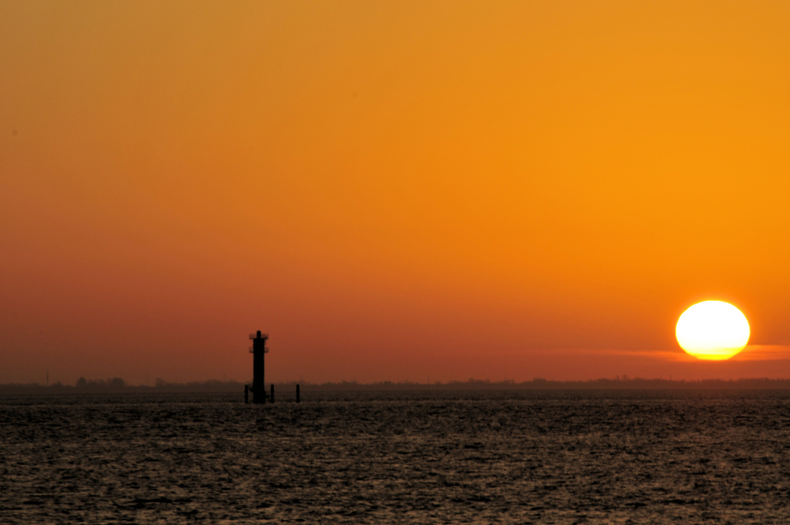 Sonnenaufgang über dem Jadebusen