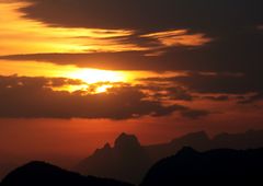 Sonnenaufgang über dem Kaisergebirge