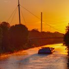 Sonnenaufgang über dem Kanal