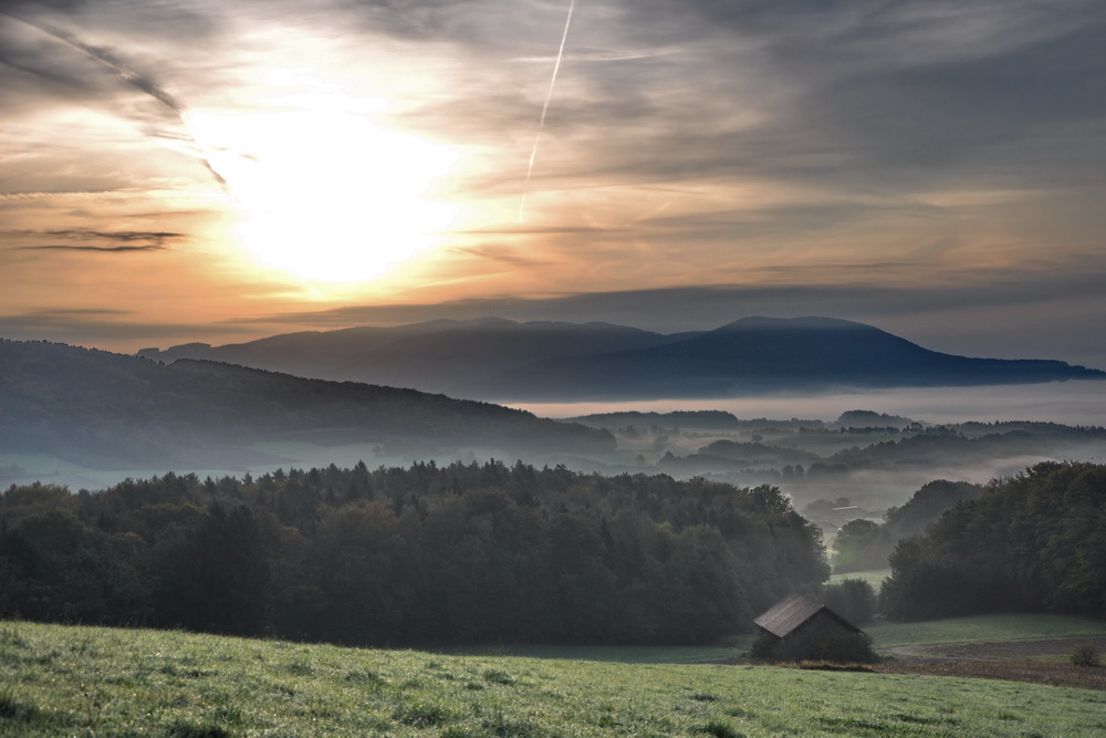 Sonnenaufgang über dem Lallinger Winkel