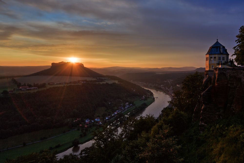 Sonnenaufgang über dem Lilienstein