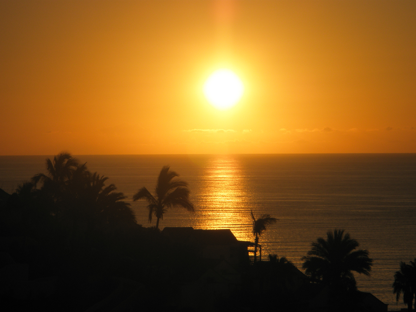 Sonnenaufgang über dem Meer