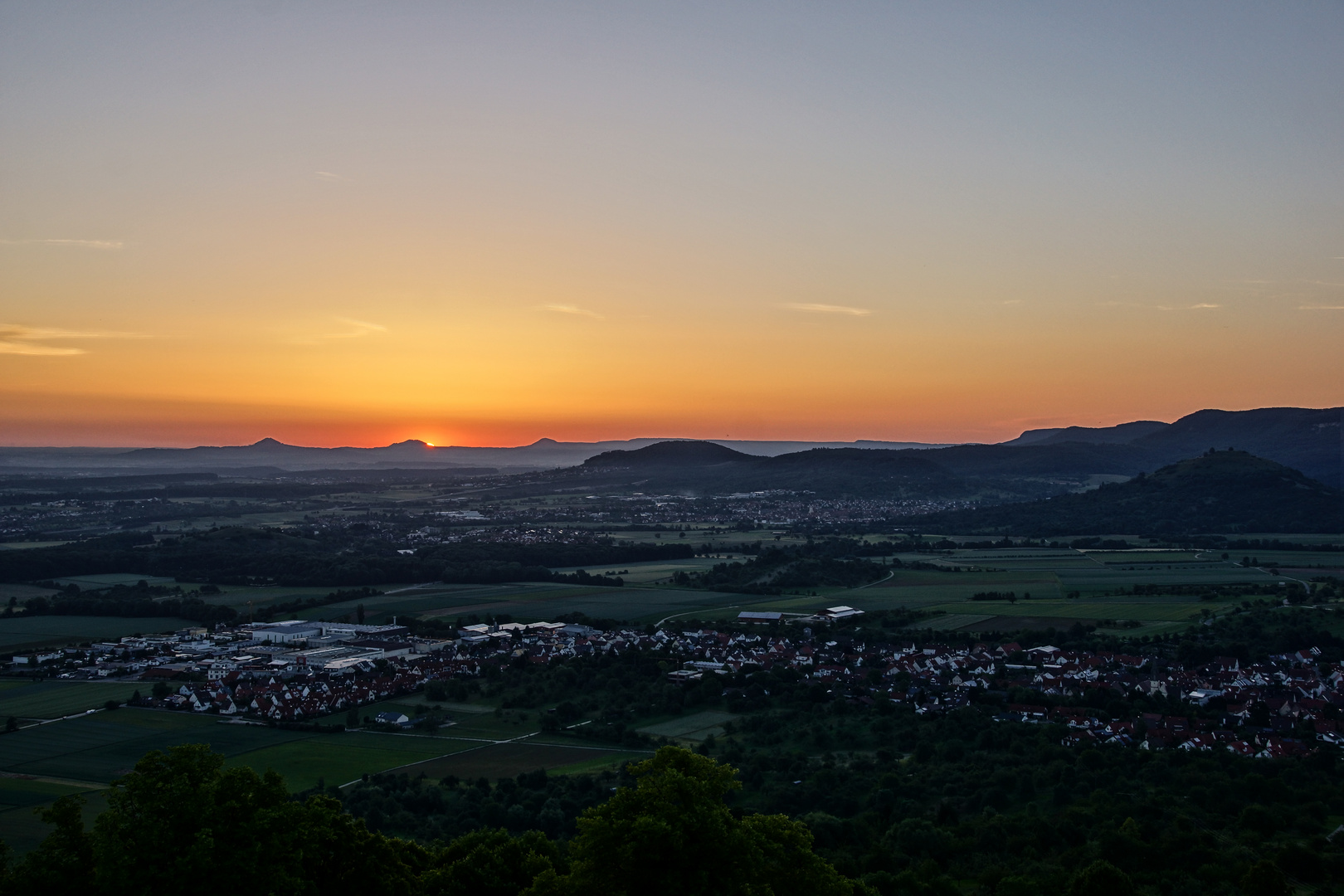 Sonnenaufgang über dem Rechberg (1)