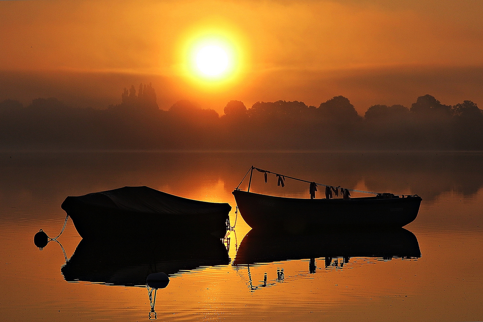 Sonnenaufgang über dem Schöhsee bei Plön