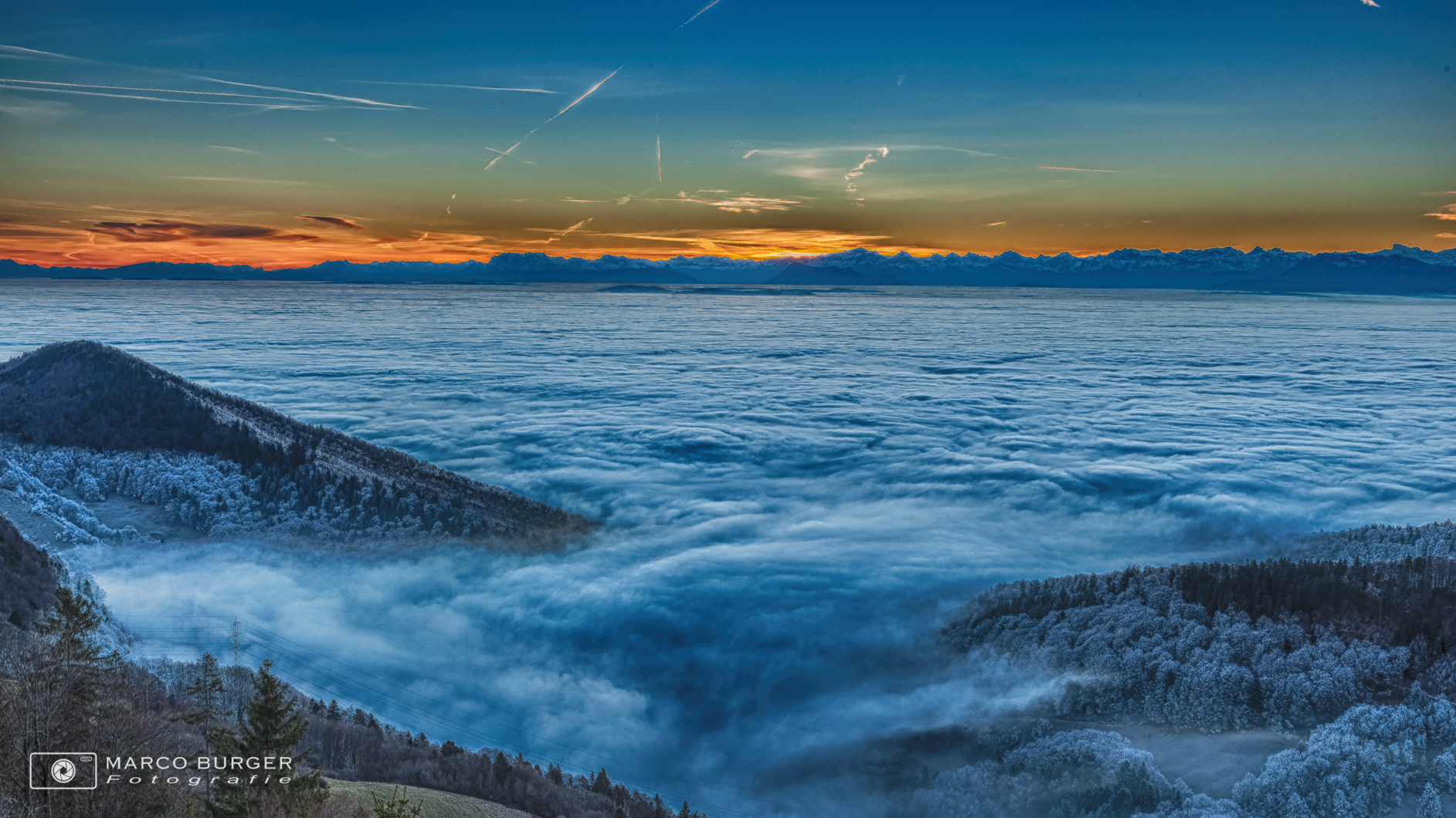 Sonnenaufgang über dem Schweizer Mittelland