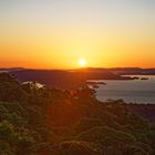 Sonnenaufgang über dem Suriname-Stausee