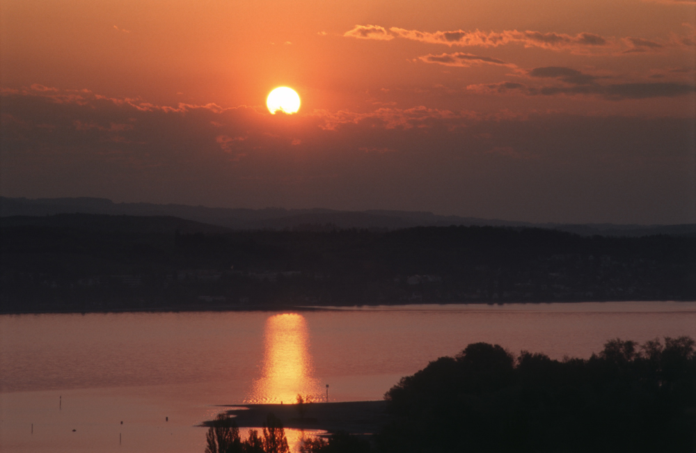 Sonnenaufgang über dem Überlinger See