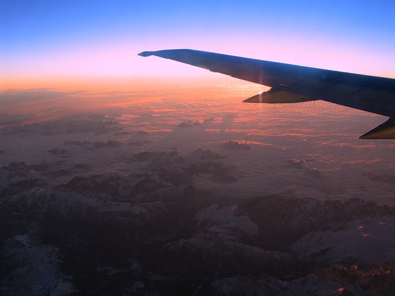 Sonnenaufgang über den Alpen