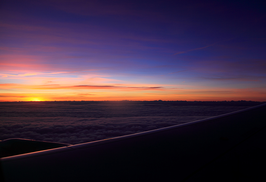 Sonnenaufgang über den Wolken