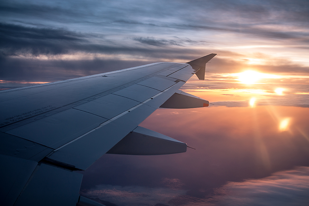 Sonnenaufgang über den Wolken