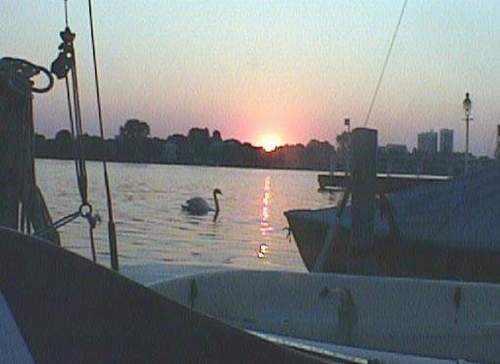 Sonnenaufgang über der Alster