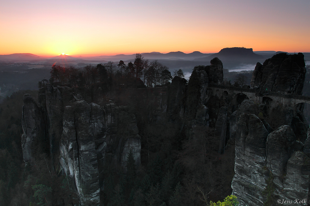 Sonnenaufgang über der Bastei