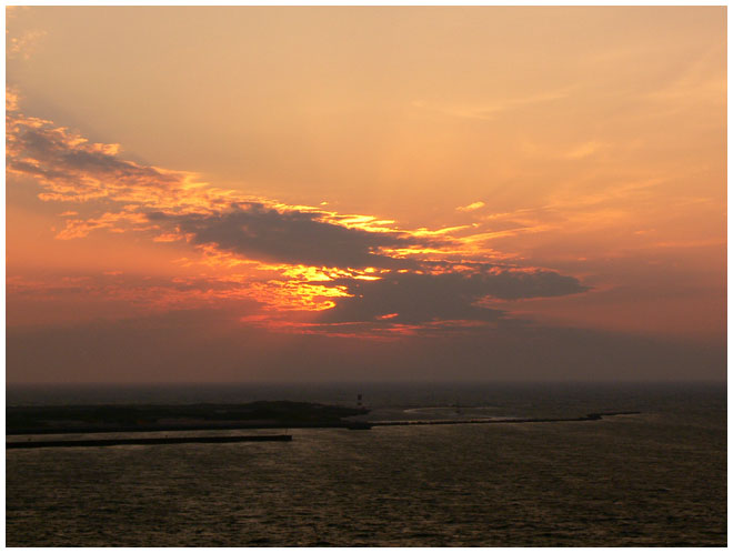 Sonnenaufgang über der Düne