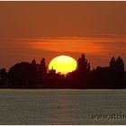 Sonnenaufgang über der Festung Wilhelmstein im Steinhuder Meer bei Winzlar