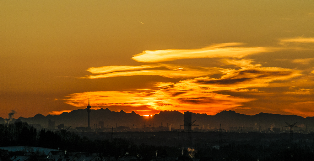 Sonnenaufgang über der Landeshauptstadt