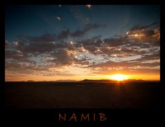 Sonnenaufgang über der Namib