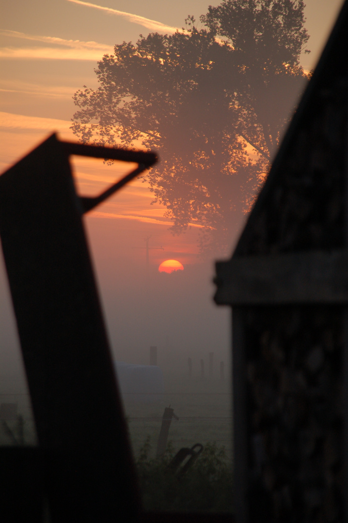 Sonnenaufgang über der Niers