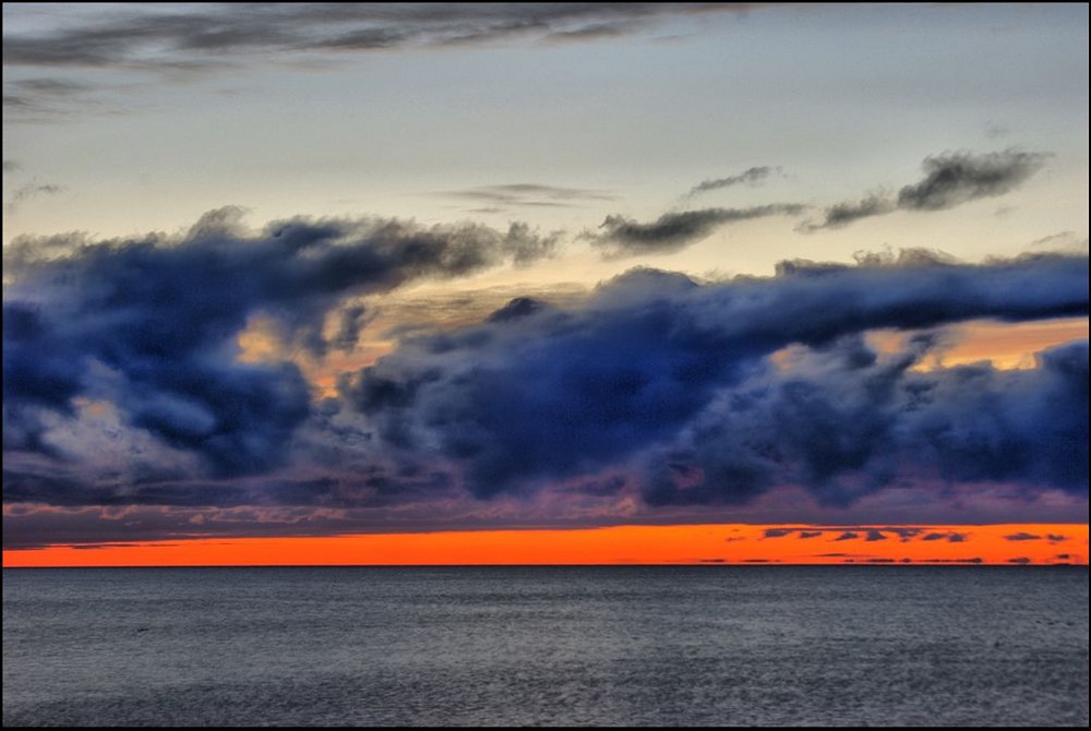 sonnenaufgang über der ostsee