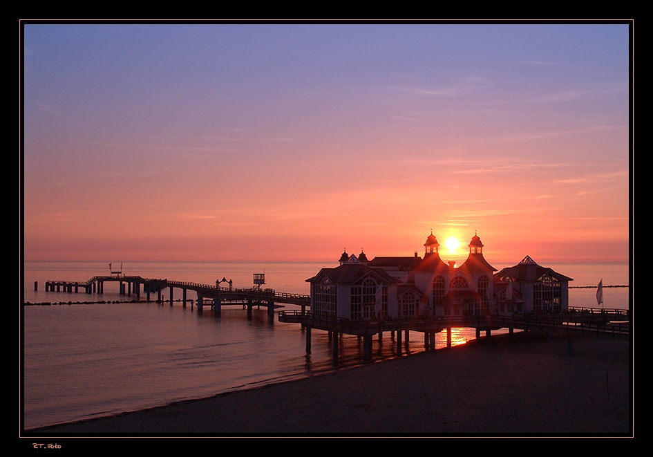 Sonnenaufgang über der Ostsee II