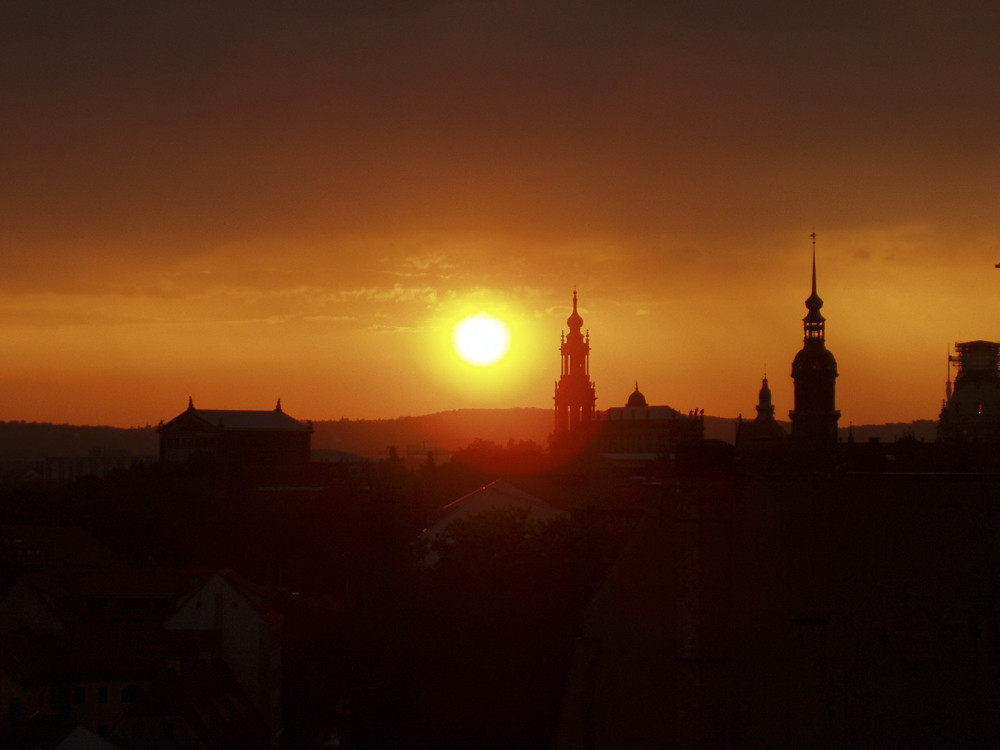 Sonnenaufgang über Dresden