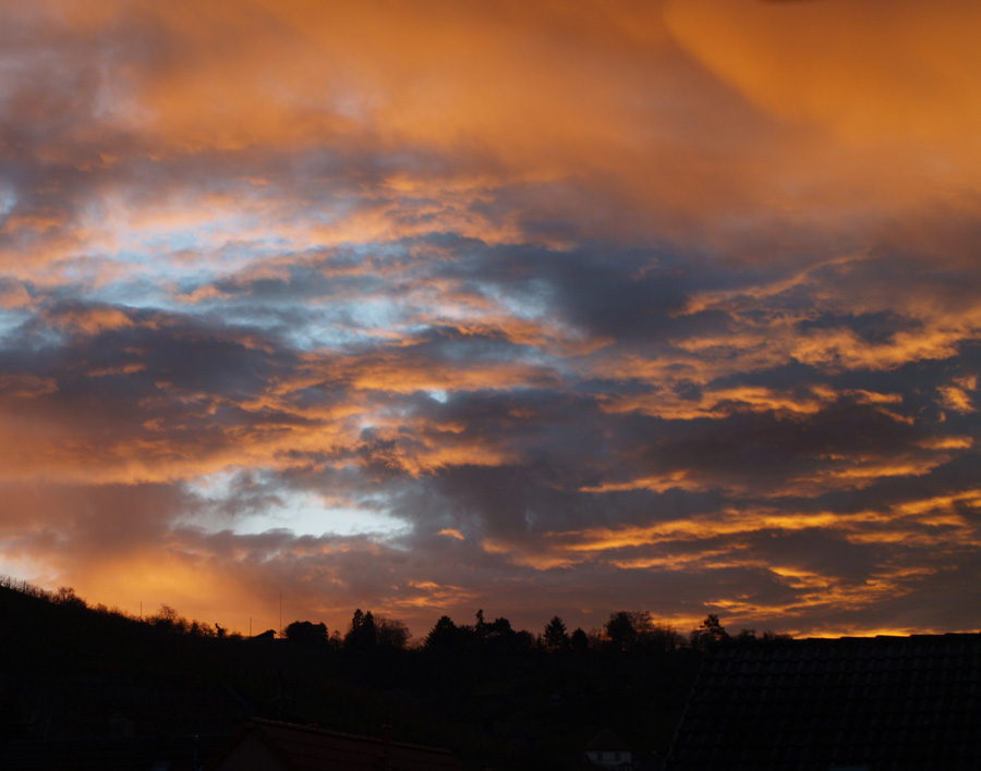 Sonnenaufgang über Esslingen