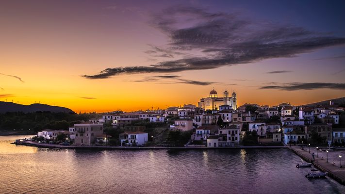 | Sonnenaufgang über Galaxidi |