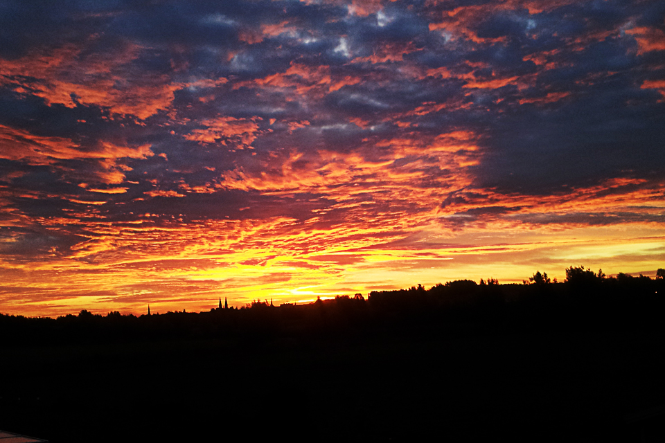 Sonnenaufgang über Lübeck