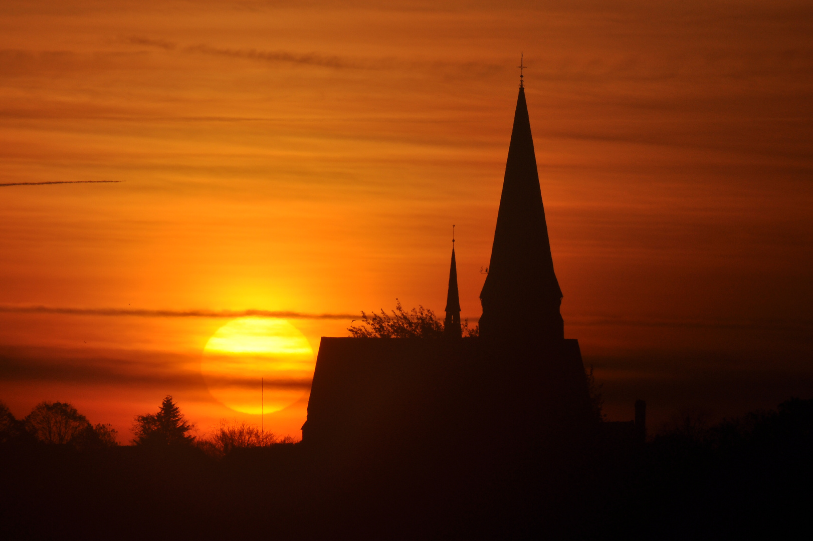 Sonnenaufgang über Meldorf, Dithmarschen