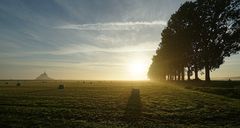 Sonnenaufgang über Mont Saint Michel