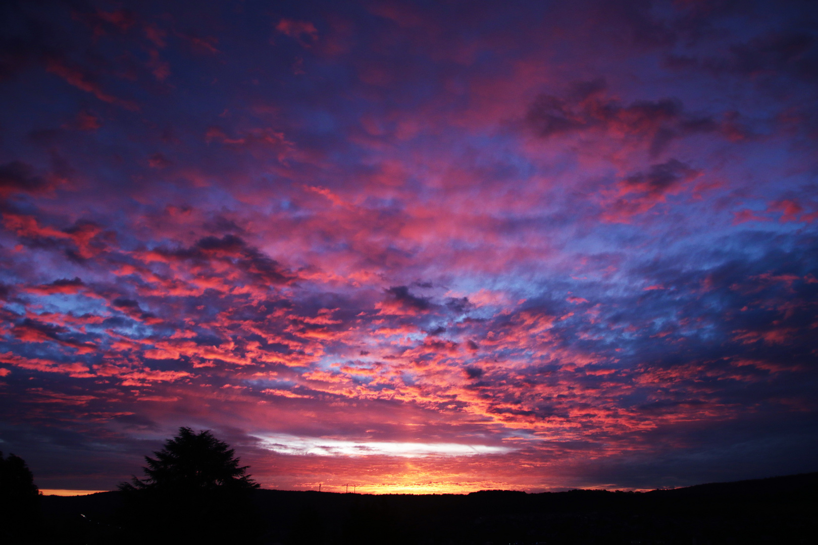 Sonnenaufgang über Nidda am 21.10.2019 - Photos by FC - Jeannette Dewald