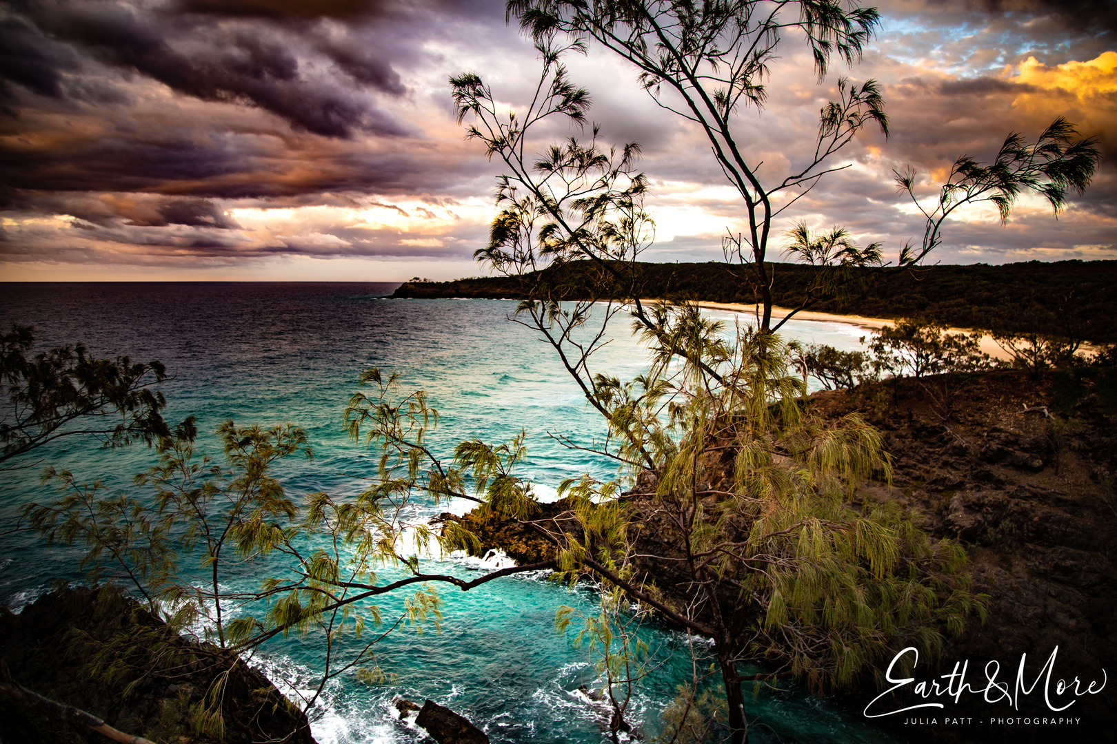 Sonnenaufgang über Noosa NP