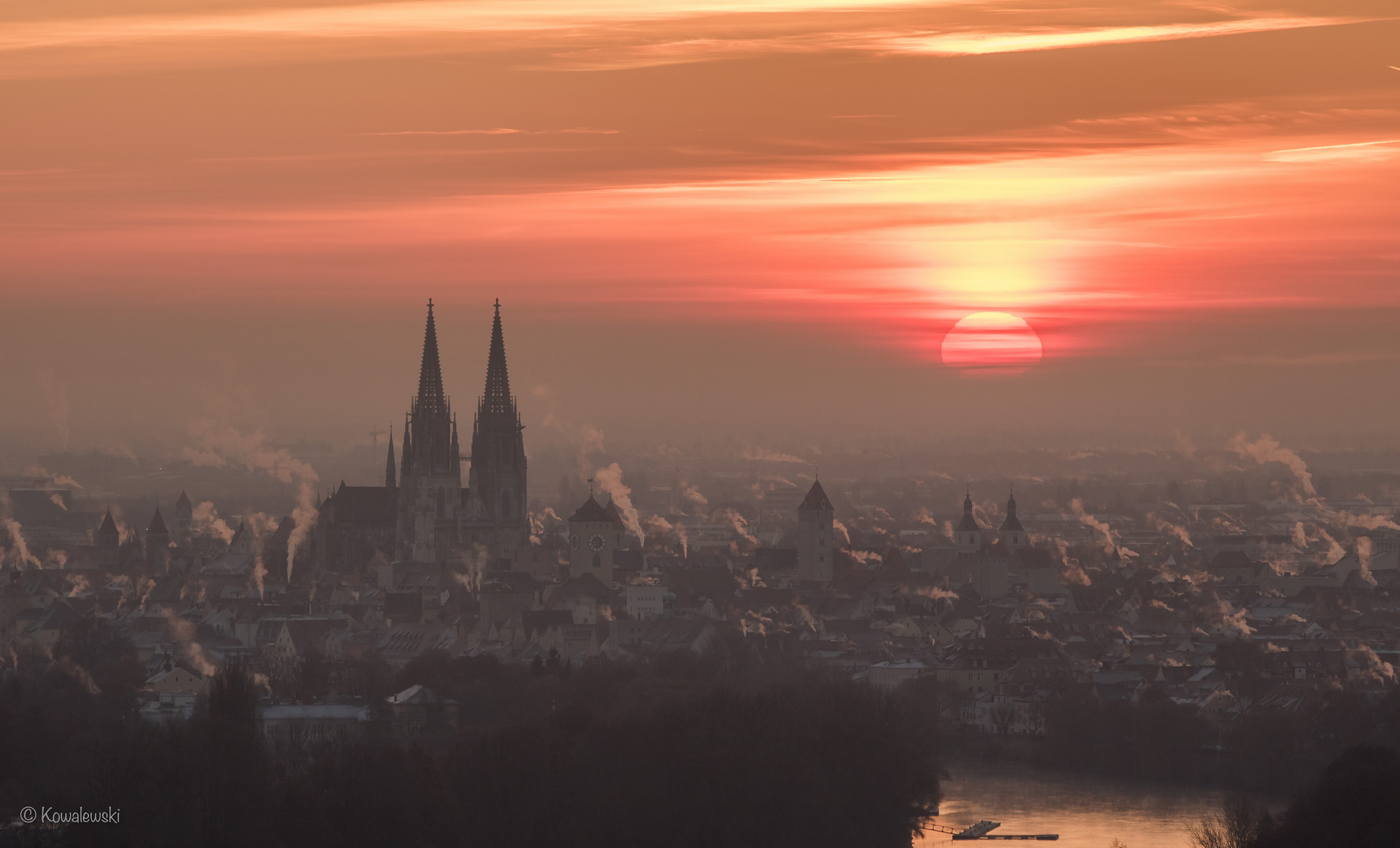 Sonnenaufgang über Regensburg