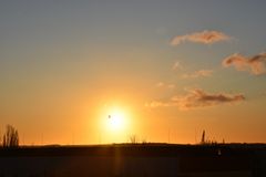 Sonnenaufgang über Rostocks Nordwesten