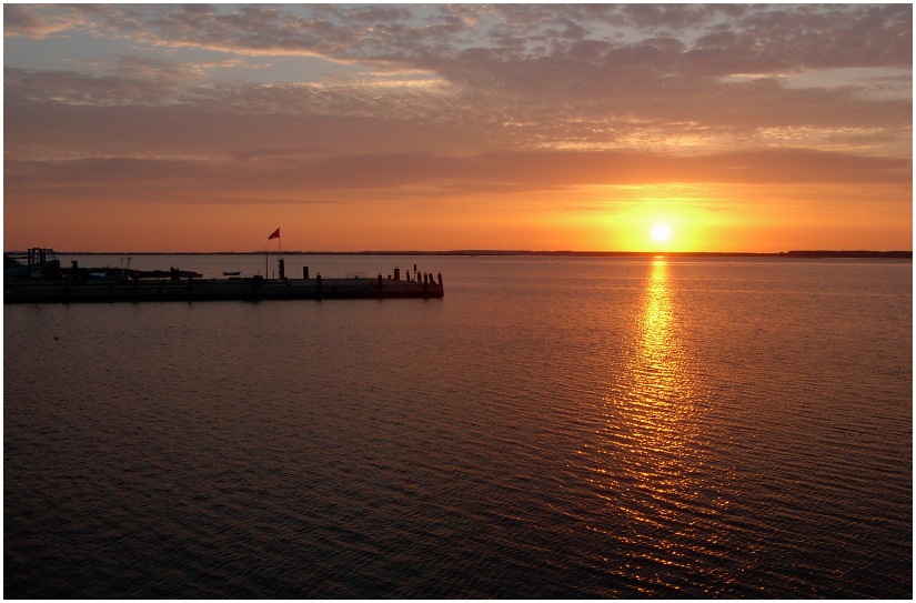 Sonnenaufgang über Rügen Foto & Bild | sonnenaufgänge, himmel ...
