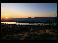 Sonnenaufgang über Stein an der Donau