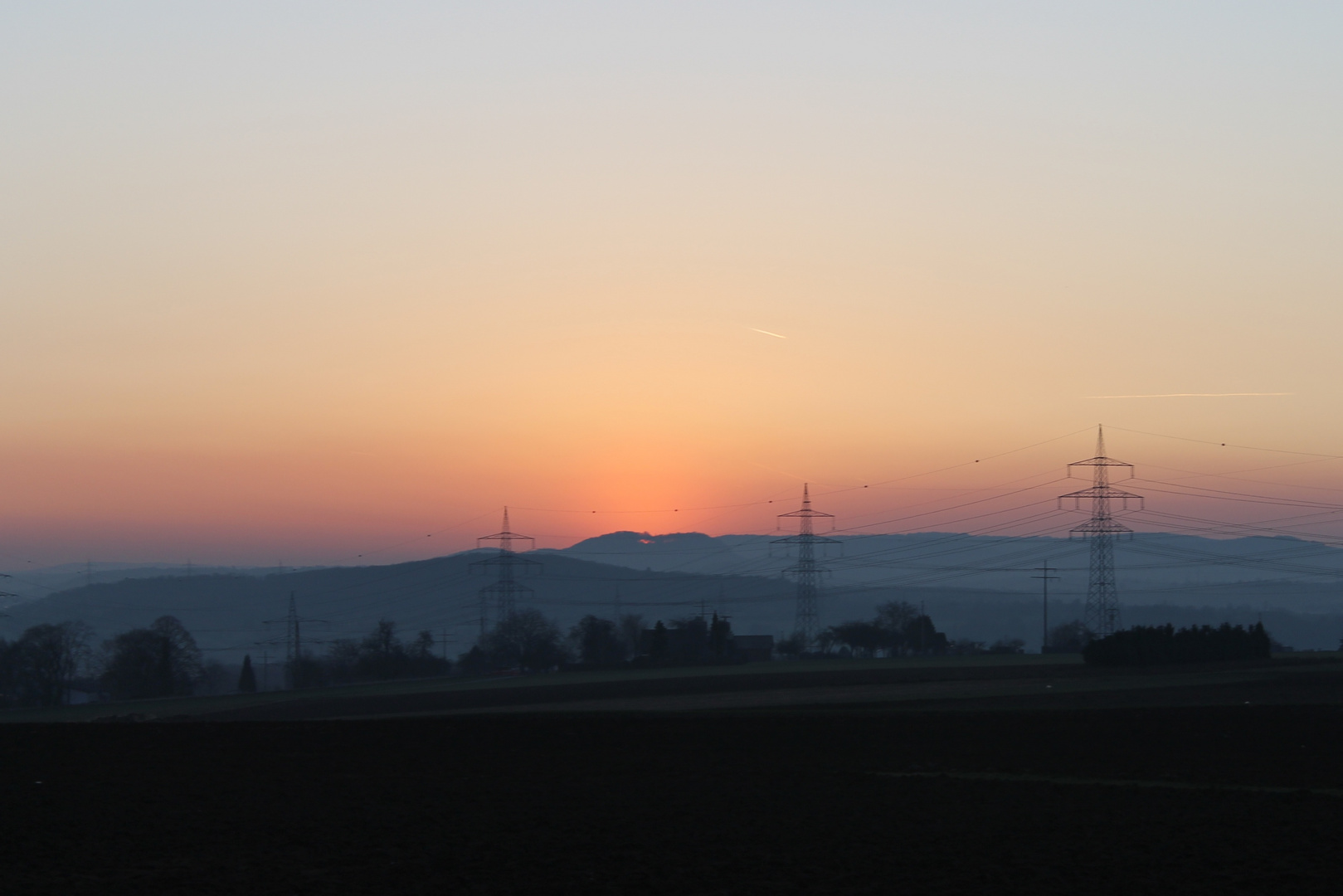 Sonnenaufgang über Stuttgart III