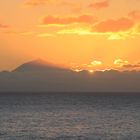 Sonnenaufgang über Tenerifa und dem Teide