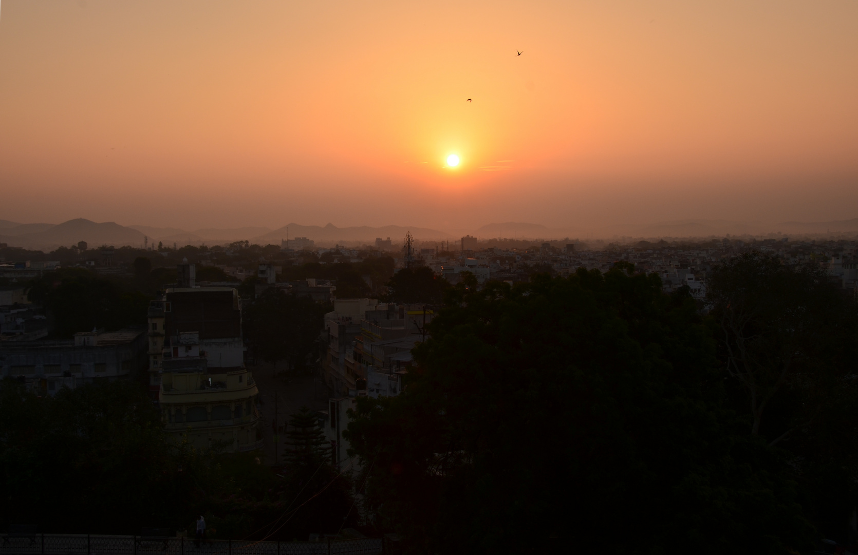 Sonnenaufgang über Udaipur