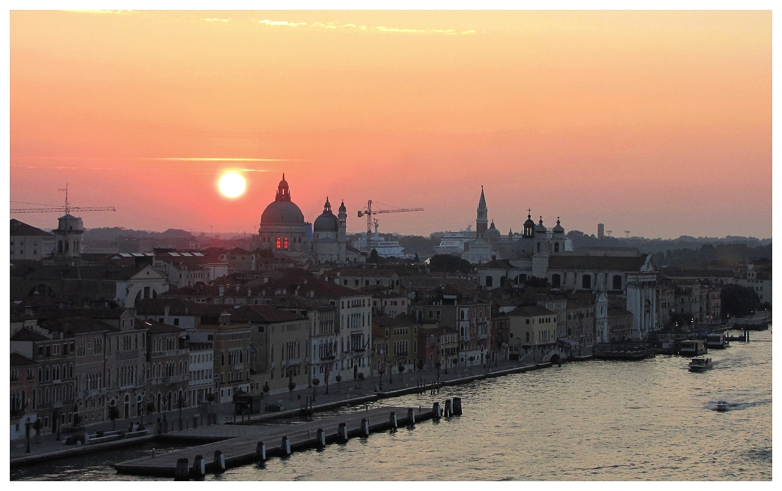 Sonnenaufgang über Venedig