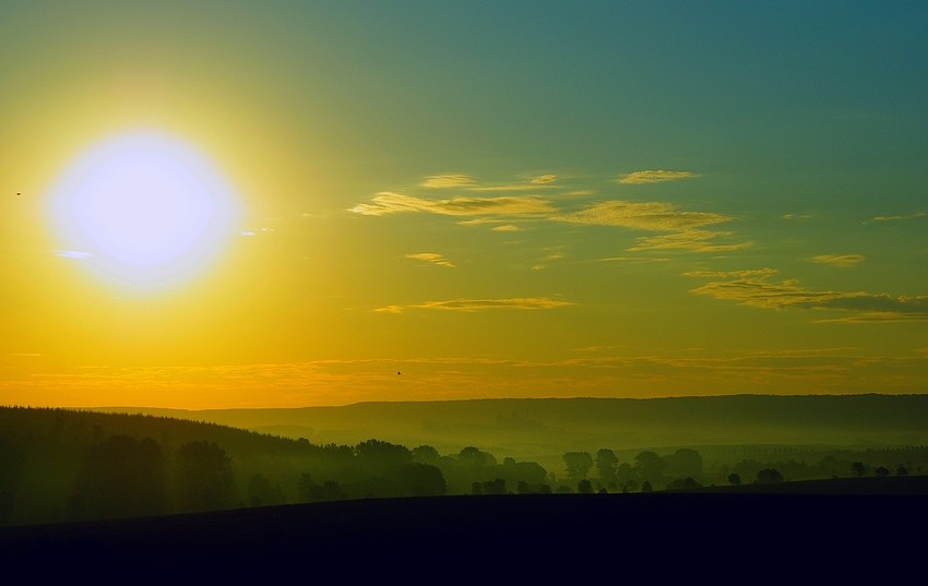 Sonnenaufgang überm Eichsfelder Kessel