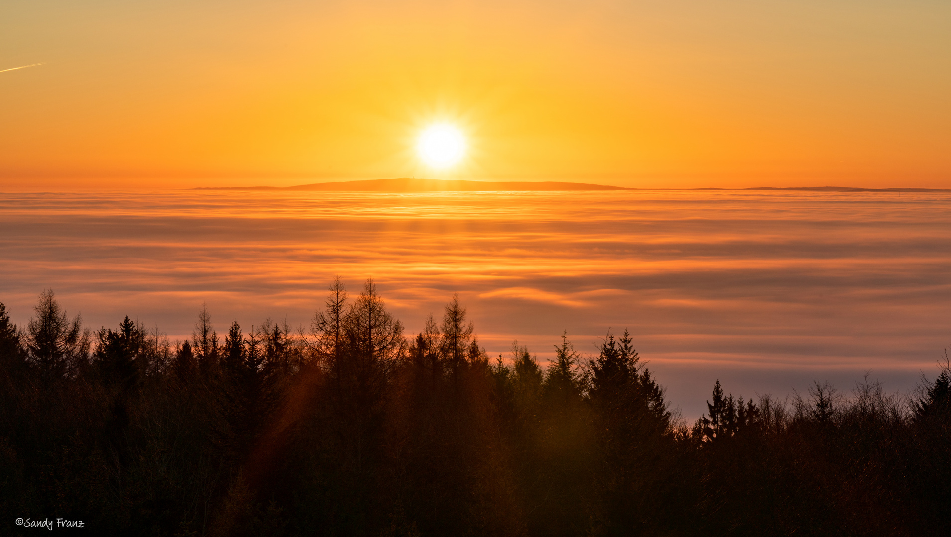 Sonnenaufgang überm Fichtelgebirge