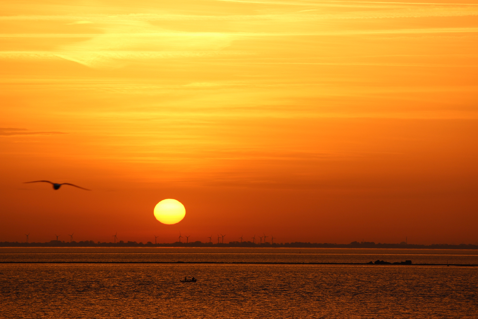 Sonnenaufgang überm Jadebusen