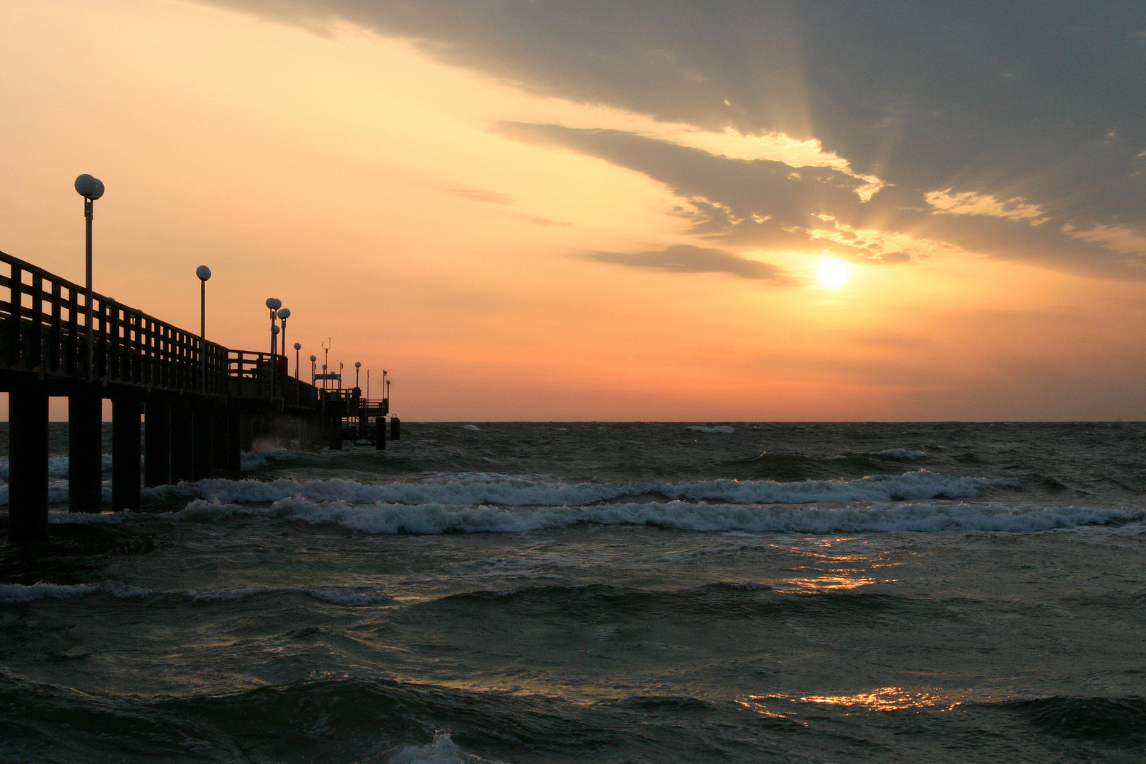 Sonnenaufgang überm Meer