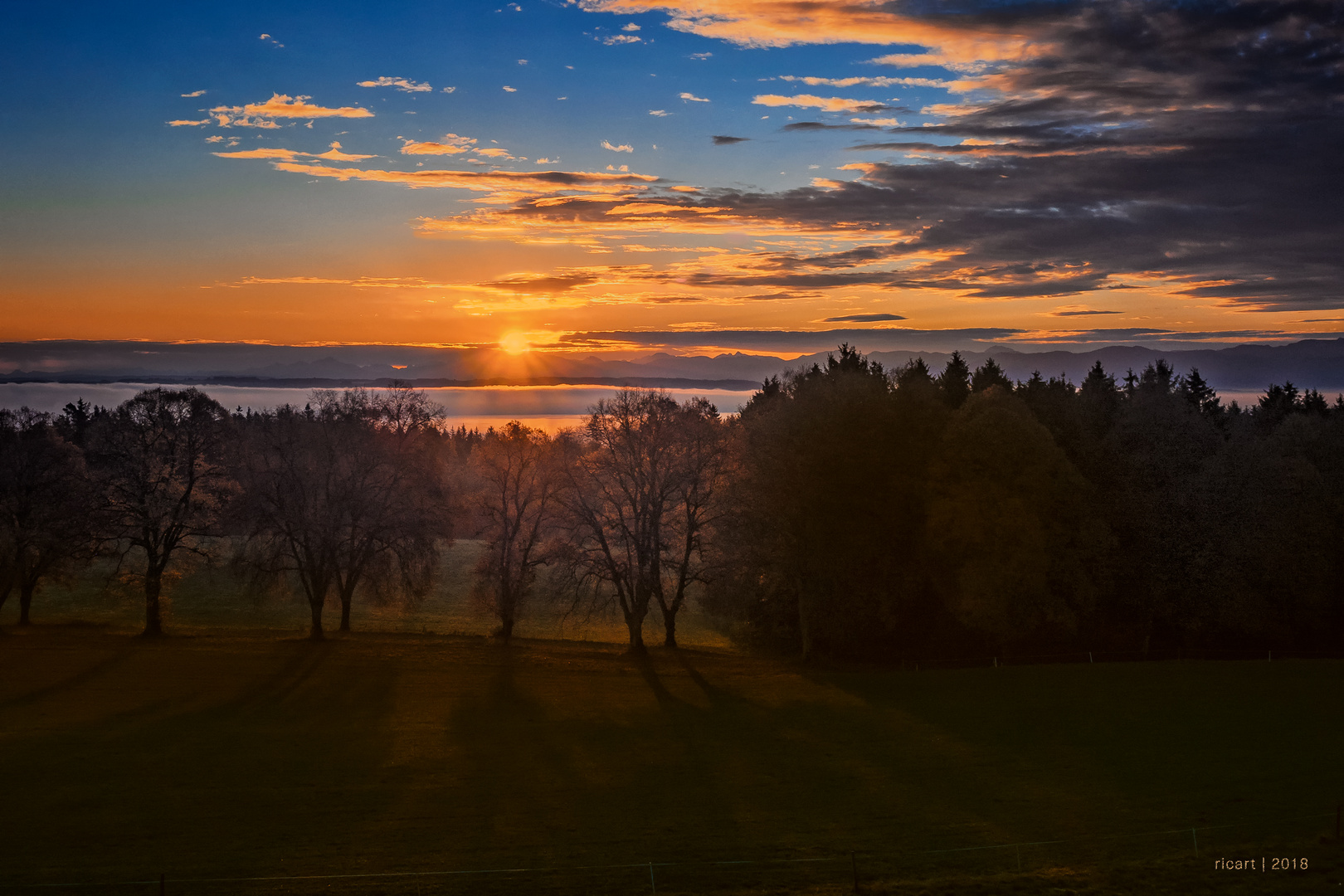 Sonnenaufgang überm Starnberger See