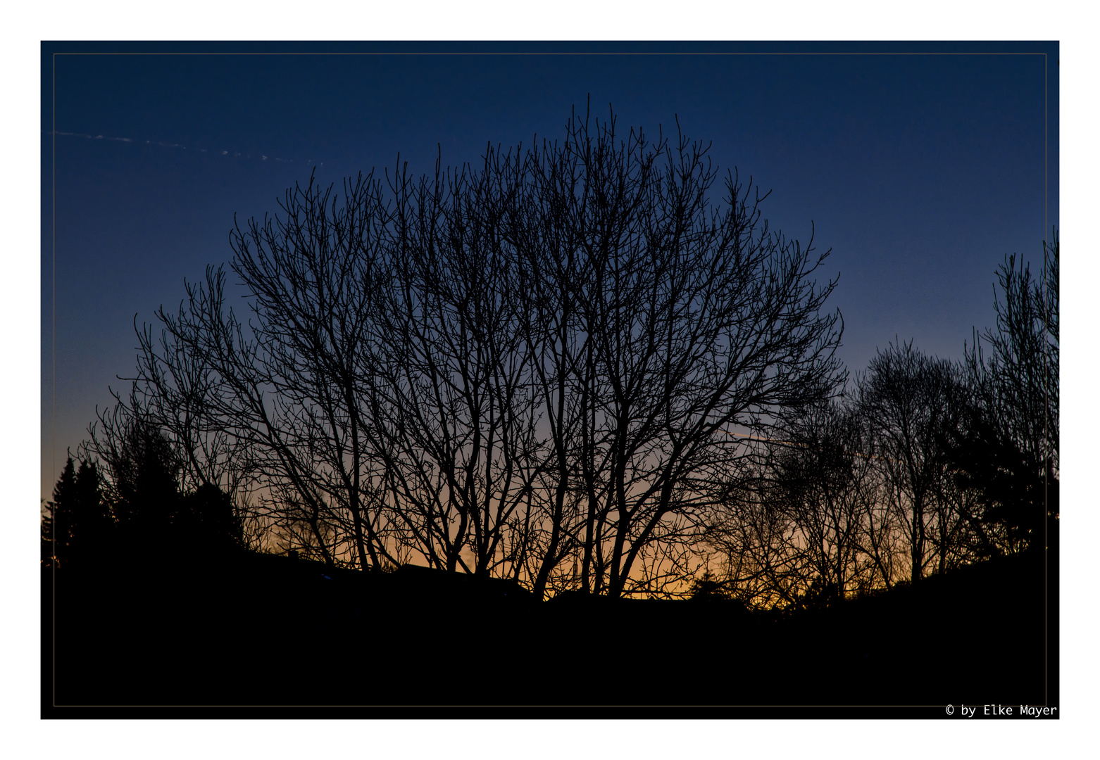 Sonnenaufgang und Blaue Stunde am Morgen