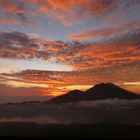 Sonnenaufgang vom Gunung Batur.