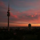 Sonnenaufgang vom Olympiaturm München